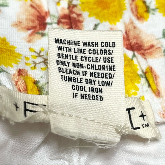 Festi Torrid 0 Supersoft Slub Flare Leg Pants floral multi - Picture 7 of 7